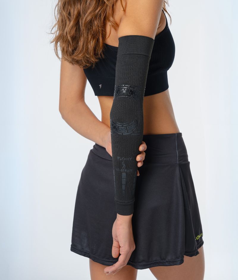 No-Strain-X-Tapia-Sleeve-4