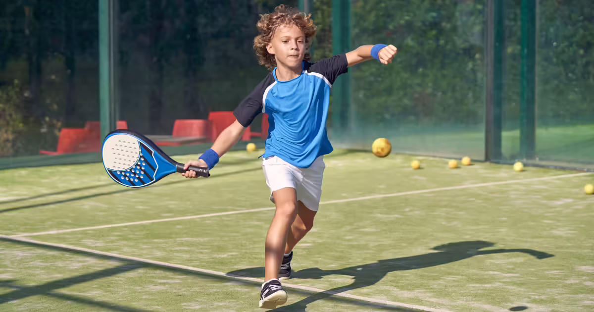 Padel reketi za decu i kako izabrati pravi model po uzrastu